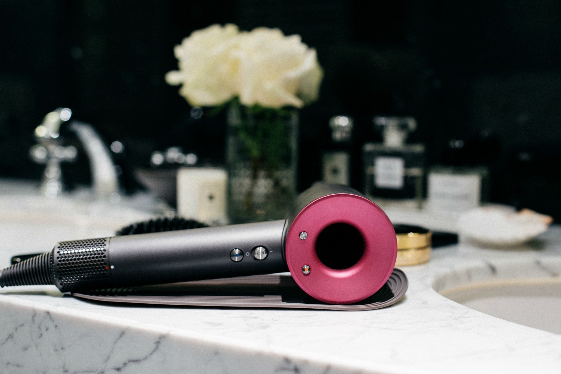 THE SUPER HAIR DRYER THAT I CANNOT LIVE WITHOUT