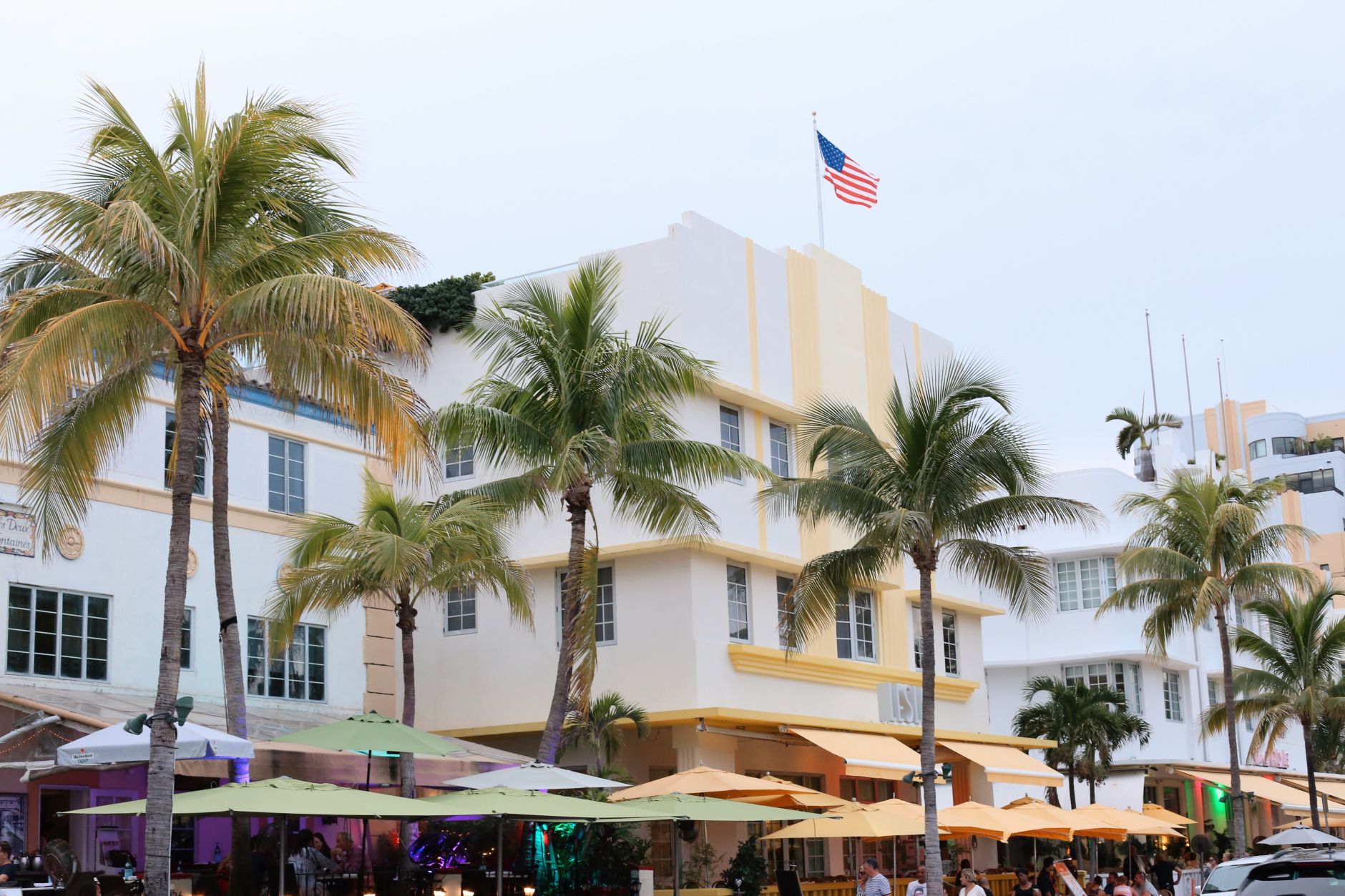 POST-PANDEMIC TRAVEL GUIDE: WHAT TO SEE, WHERE TO EAT & DRINK IN MIAMI, FL