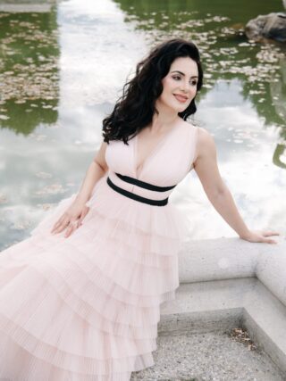 WHAT TO WEAR TO A WEDDING AS A GUEST: 4 ELEGANT DRESSES THAT WILL TURN HEADS
